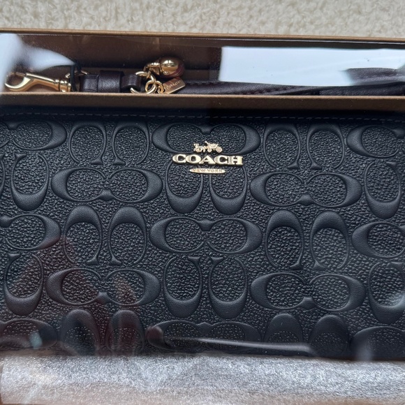 Coach Boxed Long Zip Around Black Wallet In Signature Leather